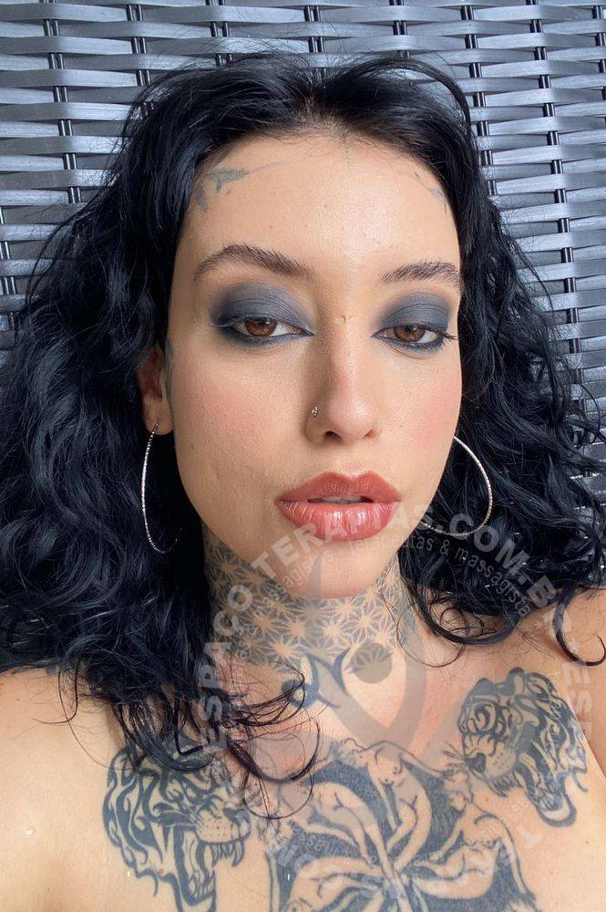 layla Scott | Terapeutas