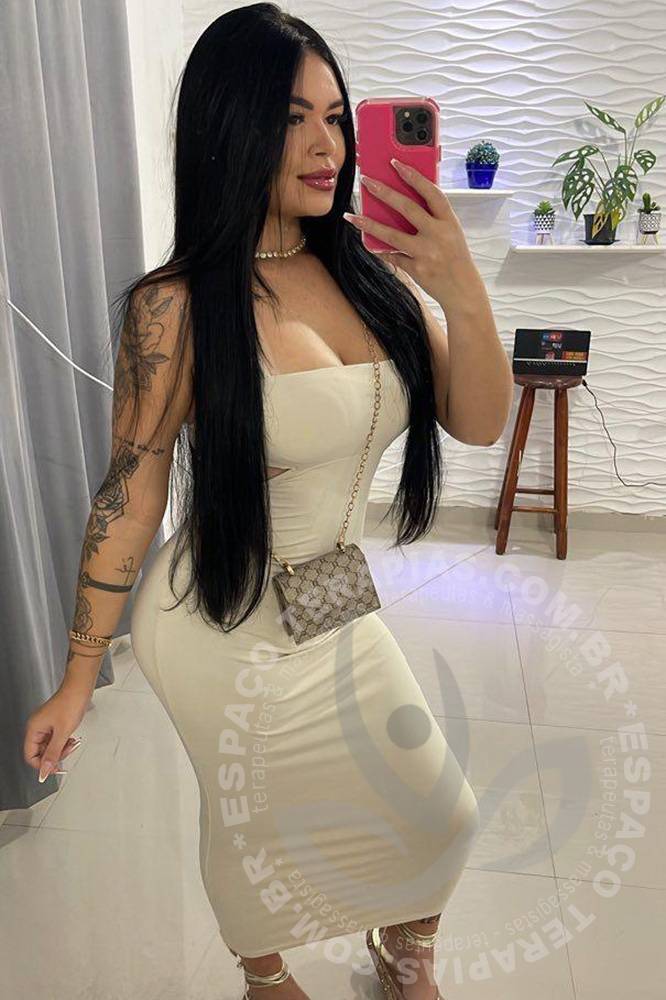 Aimee Salvador | Terapeutas