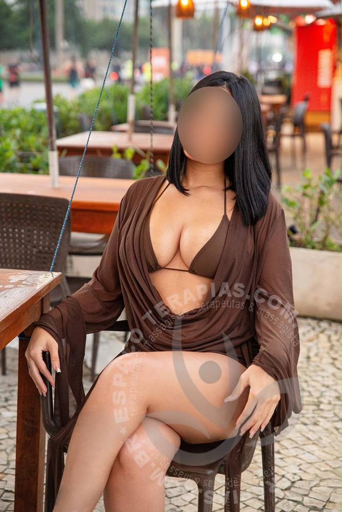 Jade Veena | Massagistas
