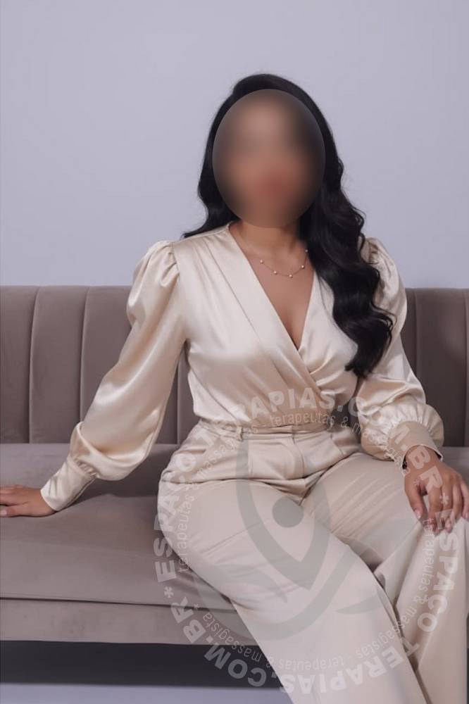 Li Menezes | Massagistas