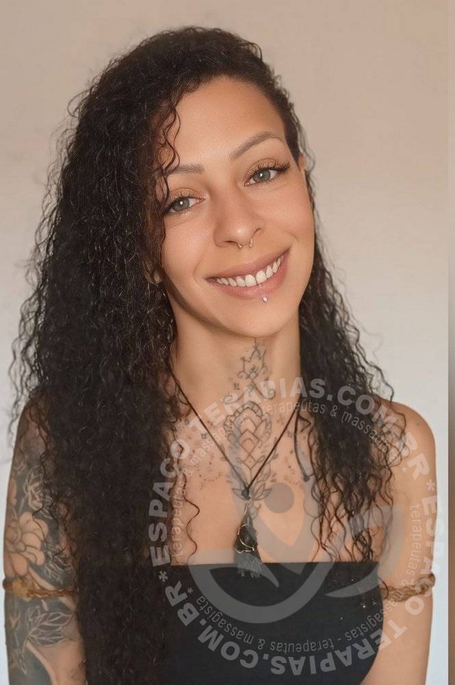 Mari Massagista | Terapeutas