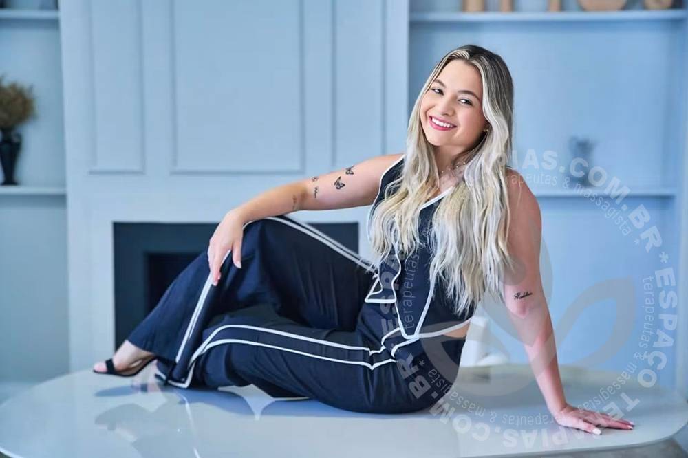 Talita Império Tantra | Terapeutas