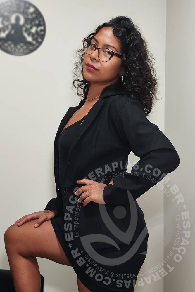 Ellen Afrodite | Massagistas