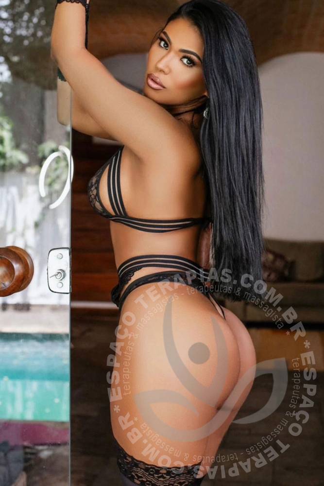 Suzy Cactos | Massagistas