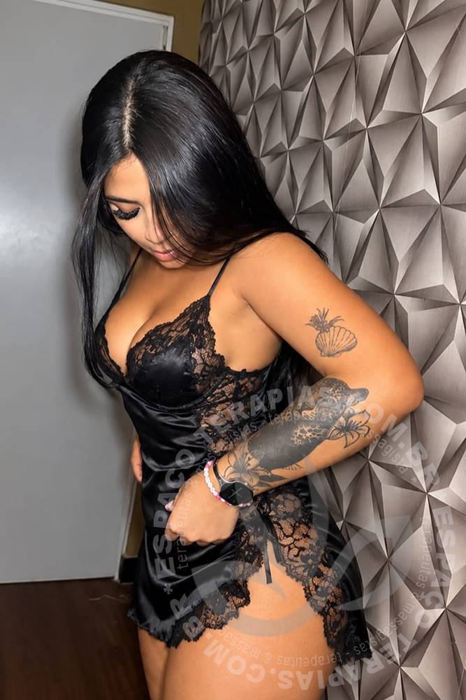 Bia Shiva | Massagistas Bia Shiva | Massagistas