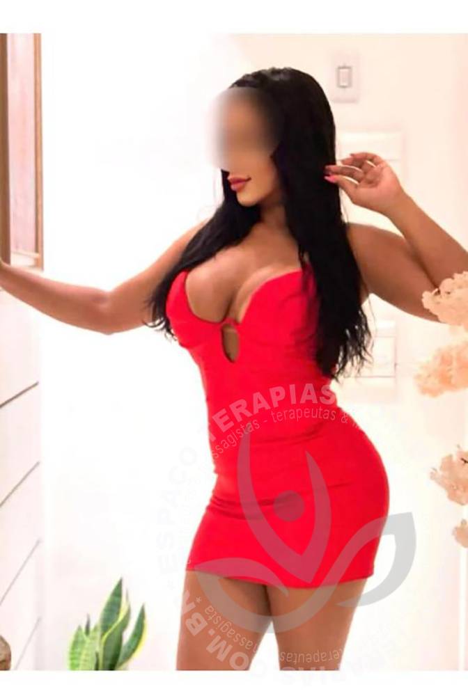 Lara Carioca | Massagistas