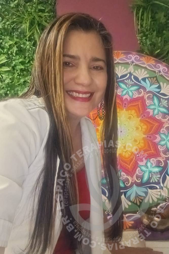 Ana Karla | Terapeutas