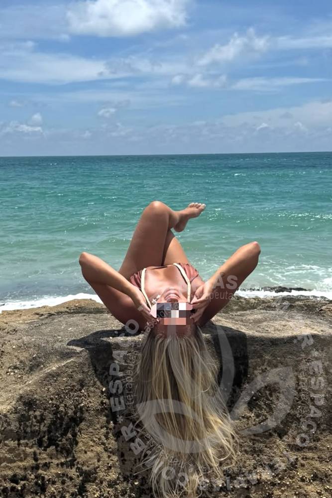 Evelyn Cristal | Massagistas