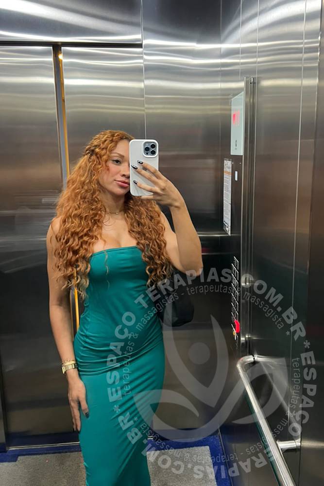 Bia Leal | Terapeutas
