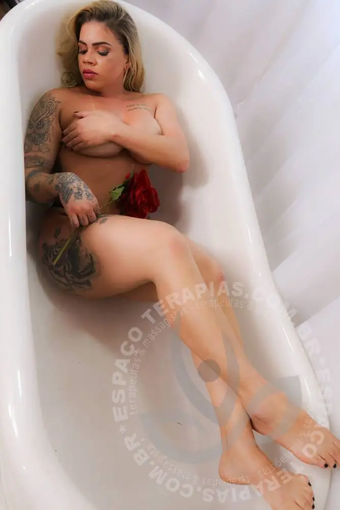 Alice Mel | Massagistas